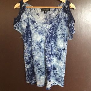 Almost Famous Cold Shoulder Tee